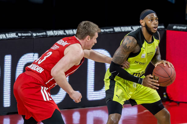 体现了尤文 体现了尤文